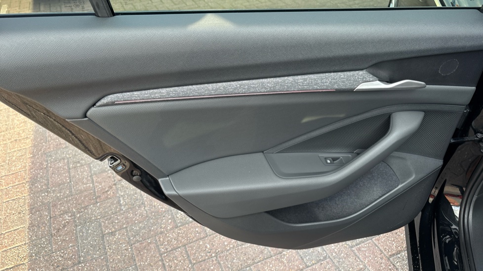 Skoda Superb 1.5 TSI iV SE L DSG 5dr Estate - Image 46