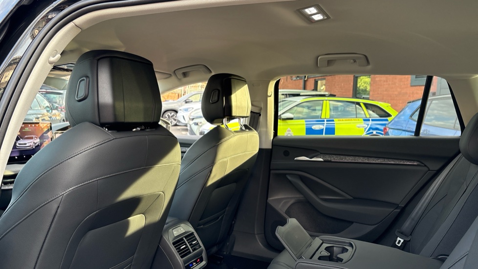 Skoda Superb 1.5 TSI iV SE L DSG 5dr Estate - Image 47