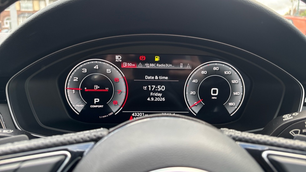 Audi A4 35 TFSI Black Edition 4dr S Tronic Petrol Saloon - Image 11