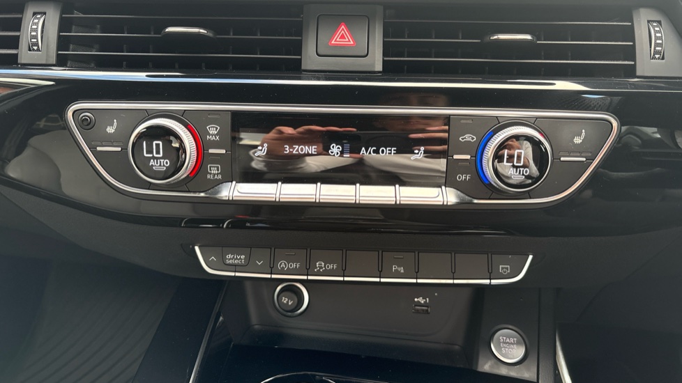 Audi A4 35 TFSI Black Edition 4dr S Tronic Petrol Saloon - Image 13