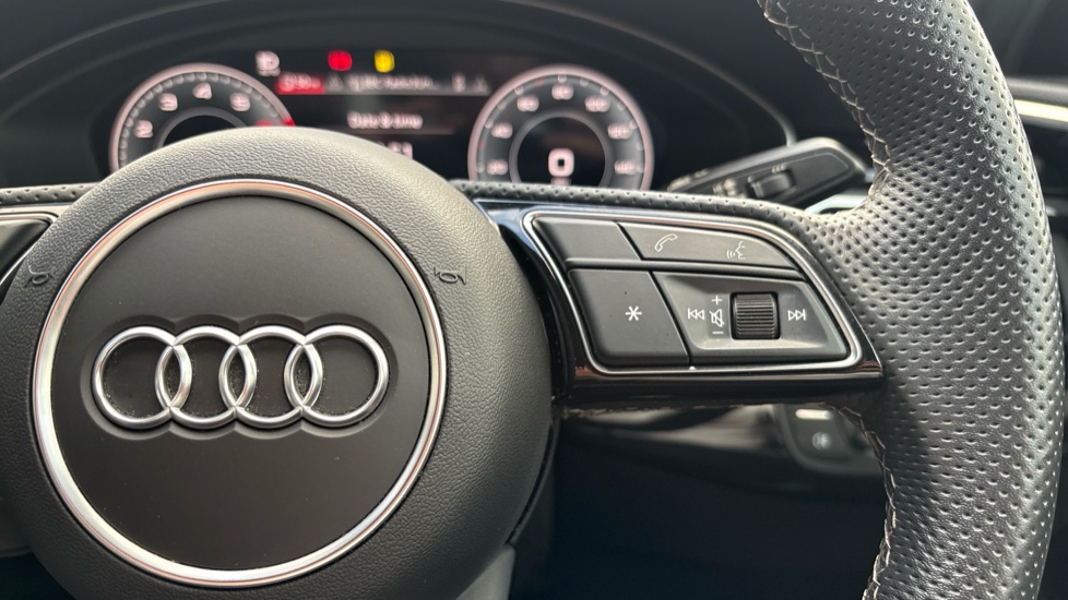 Audi A4 35 TFSI Black Edition 4dr S Tronic Petrol Saloon - Image 18