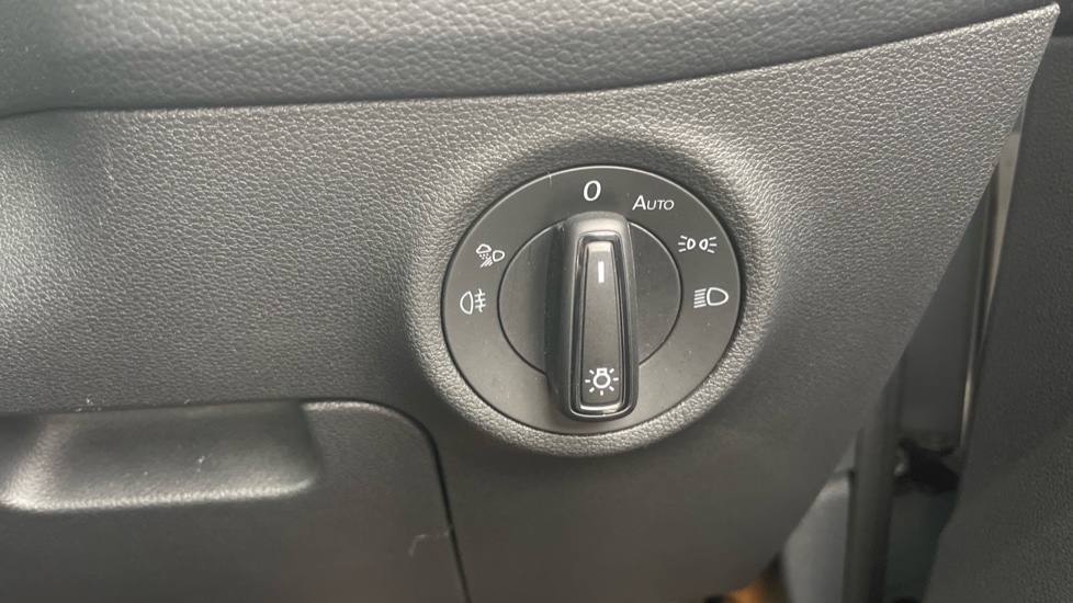 Skoda Kodiaq 2.0 TDI 200 SE L Executive 4x4 5dr DSG [7 Seat] Diesel Estate - Image 30