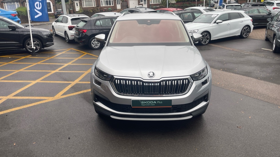 Skoda Kodiaq 2.0 TDI 200 SE L Executive 4x4 5dr DSG [7 Seat] Diesel Estate - Image 35