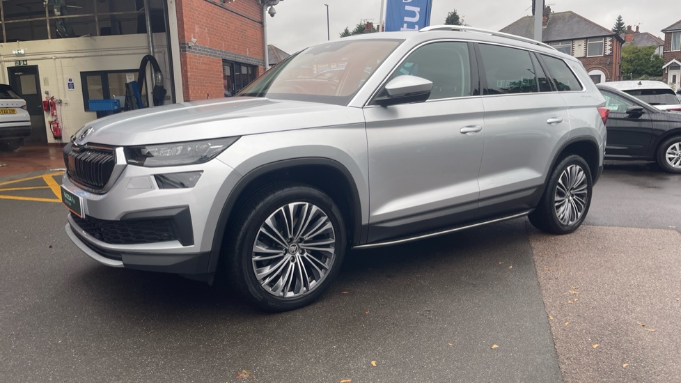 Skoda Kodiaq 2.0 TDI 200 SE L Executive 4x4 5dr DSG [7 Seat] Diesel Estate - Image 38