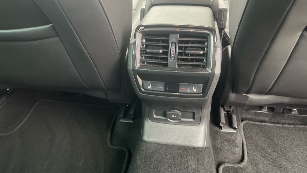 Skoda Kodiaq 2.0 TDI 200 SE L Executive 4x4 5dr DSG [7 Seat] Diesel Estate - Image 52
