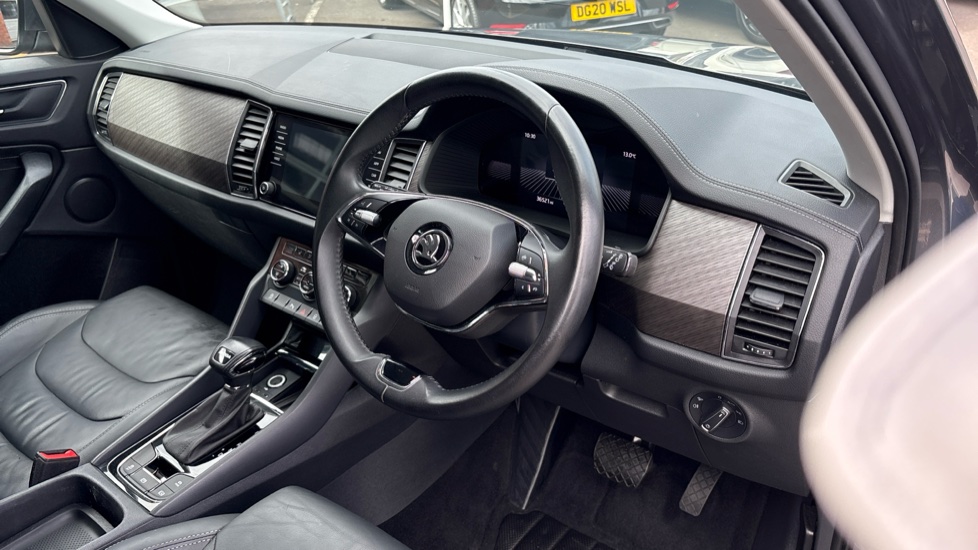 Skoda Kodiaq 1.5 TSI SE L Executive 5dr DSG [7 Seat] Petrol Estate - Image 6