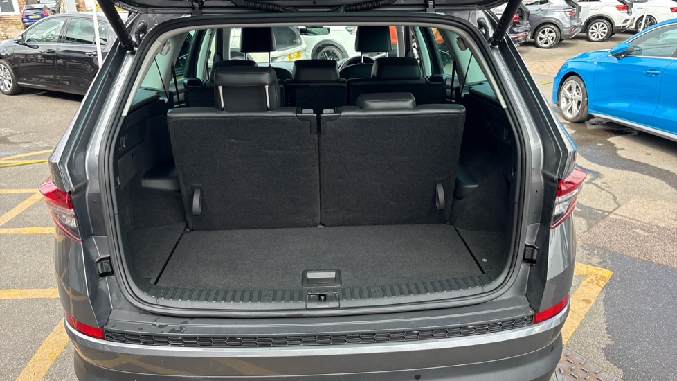 Skoda Kodiaq 1.5 TSI SE L Executive 5dr DSG [7 Seat] Petrol Estate - Image 20