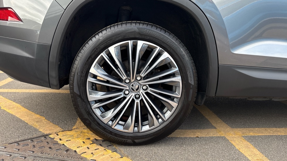 Skoda Kodiaq 1.5 TSI SE L Executive 5dr DSG [7 Seat] Petrol Estate - Image 21