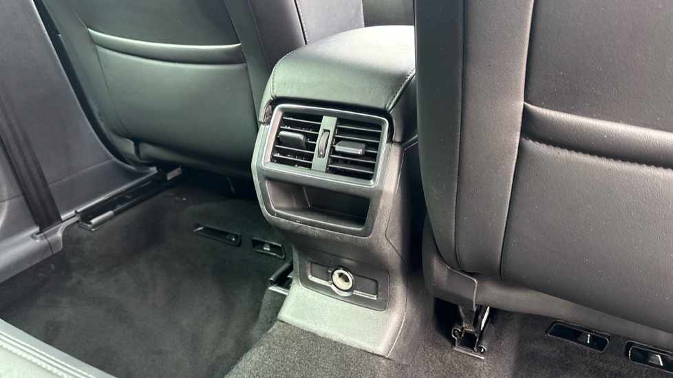 Skoda Kodiaq 1.5 TSI SE L Executive 5dr DSG [7 Seat] Petrol Estate - Image 25