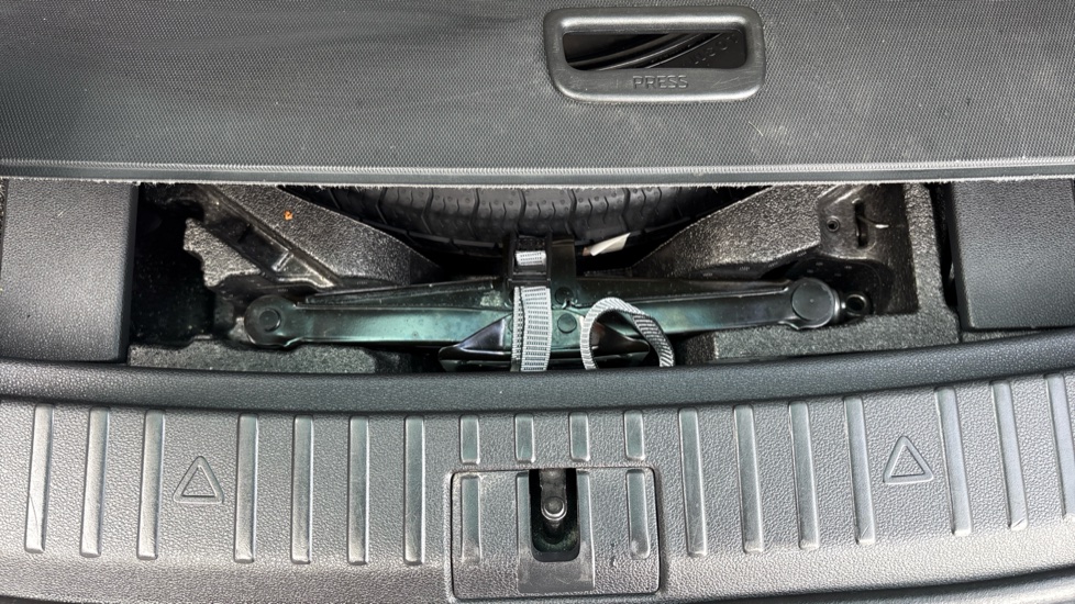 Skoda Kodiaq 1.5 TSI SE L Executive 5dr DSG [7 Seat] Petrol Estate - Image 37