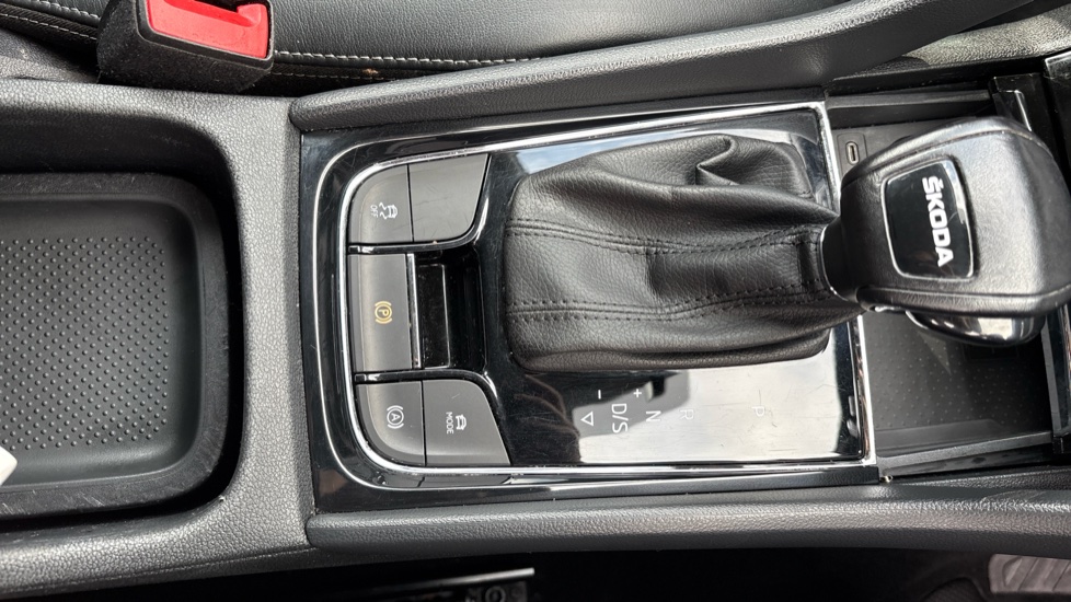 Skoda Kodiaq 1.5 TSI SE L Executive 5dr DSG [7 Seat] Petrol Estate - Image 85