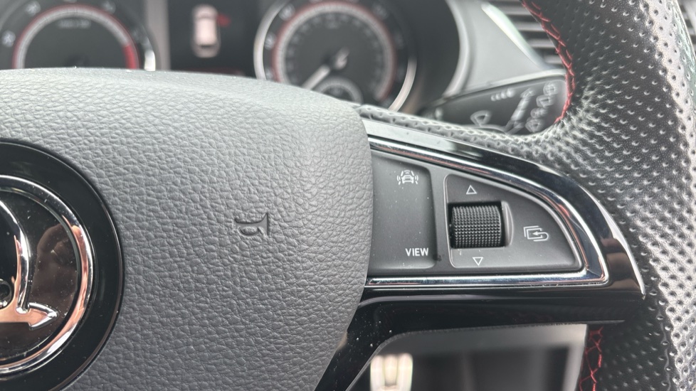 Skoda Octavia 2.0 TSI 245 vRS Challenge 5dr DSG Petrol Estate - Image 18