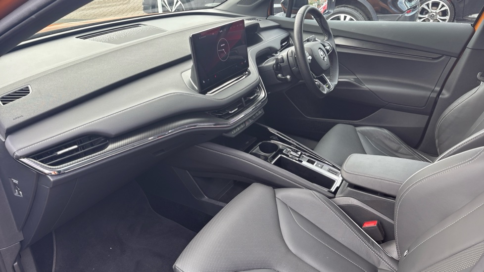 Skoda Enyaq 220kW vRS 82kWh 4x4 5dr Auto Electric - Image 2
