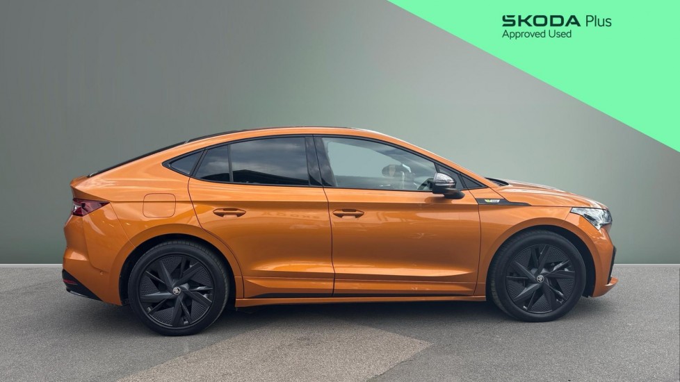 Skoda Enyaq 220kW vRS 82kWh 4x4 5dr Auto Electric - Image 4