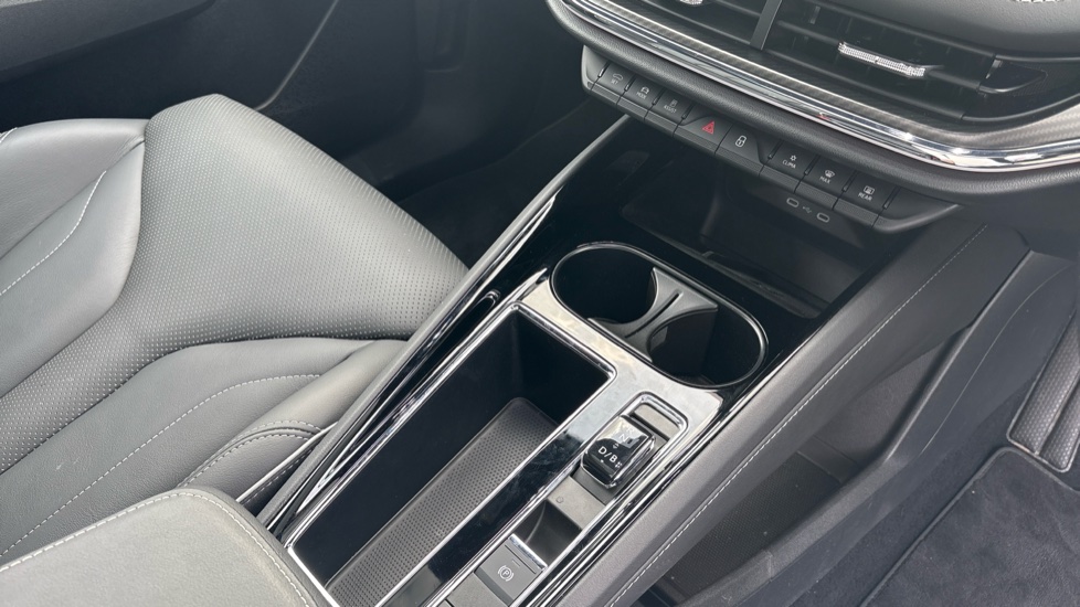 Skoda Enyaq 220kW vRS 82kWh 4x4 5dr Auto Electric - Image 14