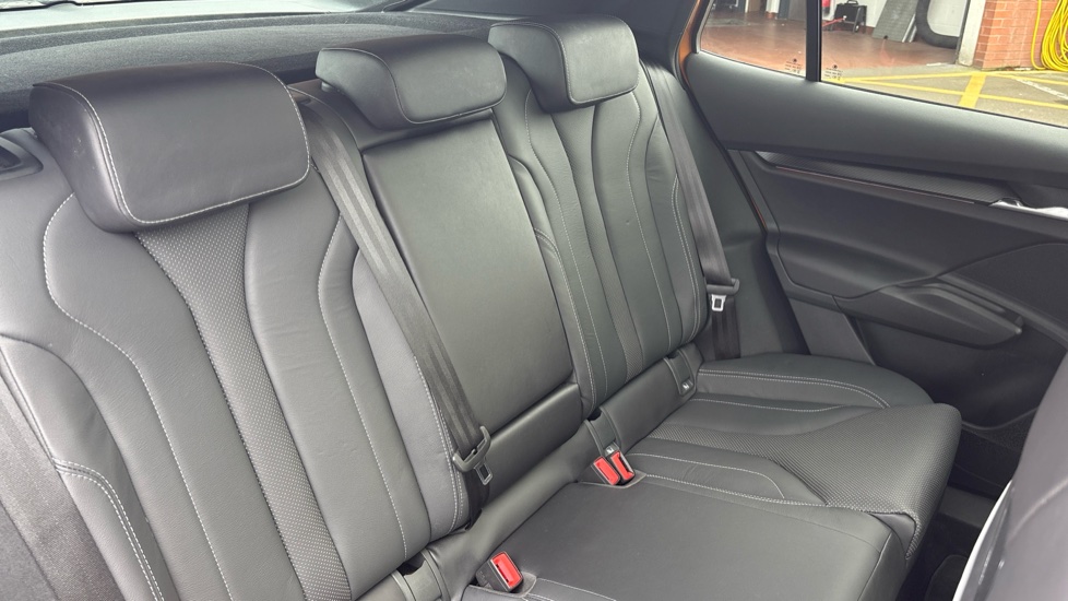 Skoda Enyaq 220kW vRS 82kWh 4x4 5dr Auto Electric - Image 16