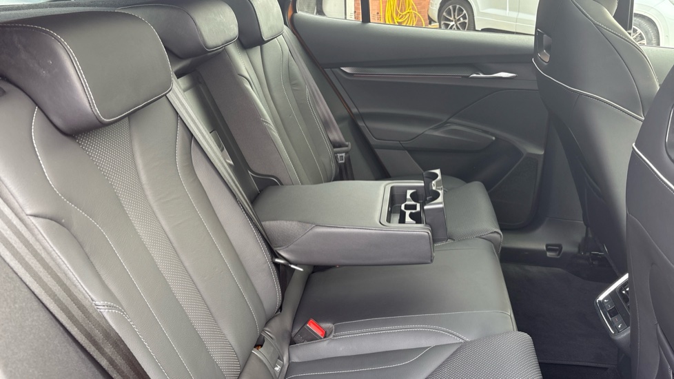 Skoda Enyaq 220kW vRS 82kWh 4x4 5dr Auto Electric - Image 23