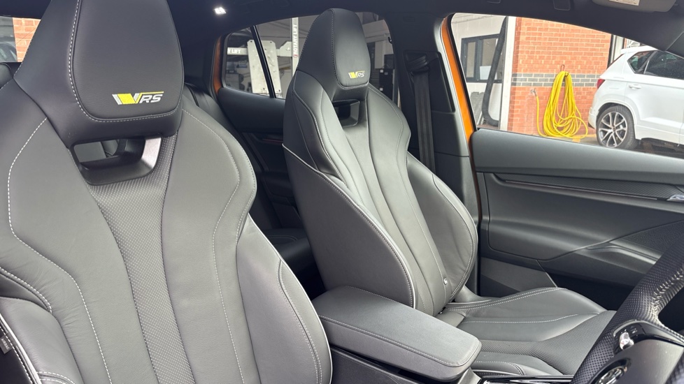 Skoda Enyaq 220kW vRS 82kWh 4x4 5dr Auto Electric - Image 30