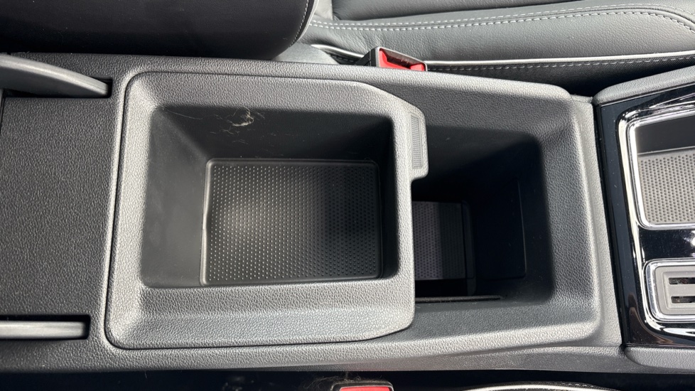 Skoda Enyaq 220kW vRS 82kWh 4x4 5dr Auto Electric - Image 40
