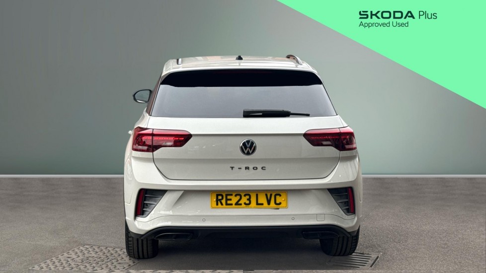 Volkswagen T-Roc 1.5 TSI R-Line 5dr DSG Petrol Hatchback - Image 8
