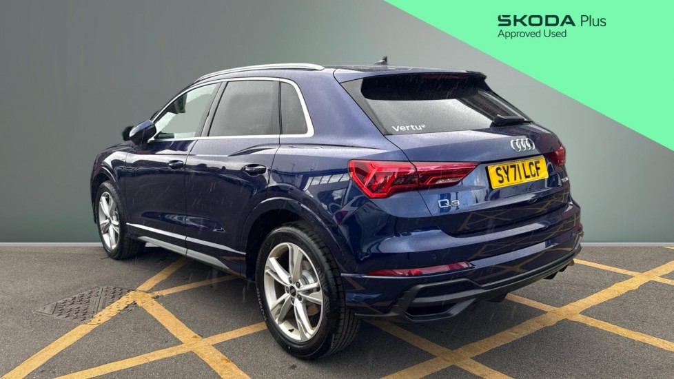 Audi Q3 35 TDI S Line 5dr S Tronic Diesel Estate - Image 3