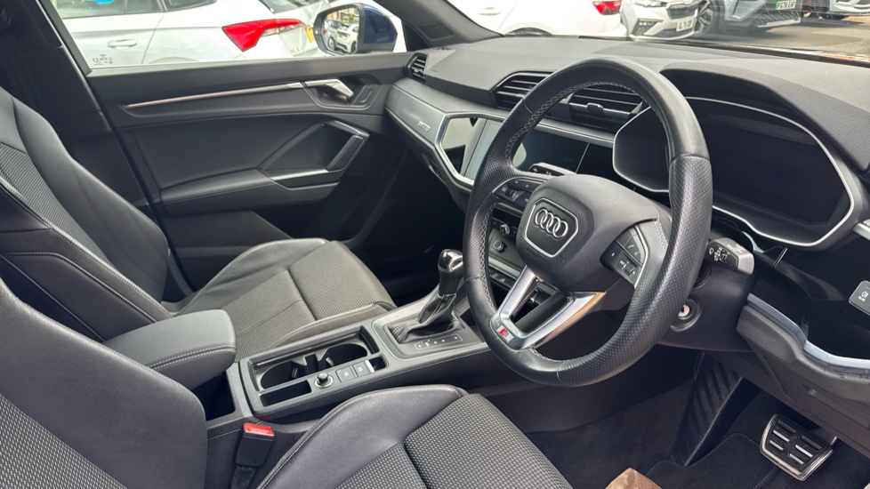 Audi Q3 35 TDI S Line 5dr S Tronic Diesel Estate - Image 6
