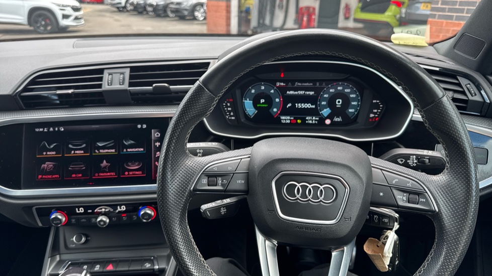 Audi Q3 35 TDI S Line 5dr S Tronic Diesel Estate - Image 10