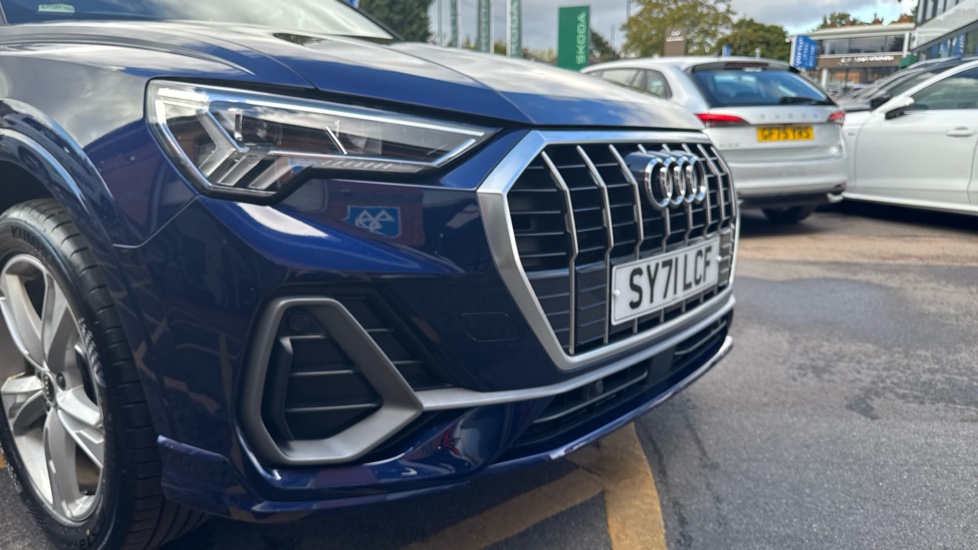 Audi Q3 35 TDI S Line 5dr S Tronic Diesel Estate - Image 45