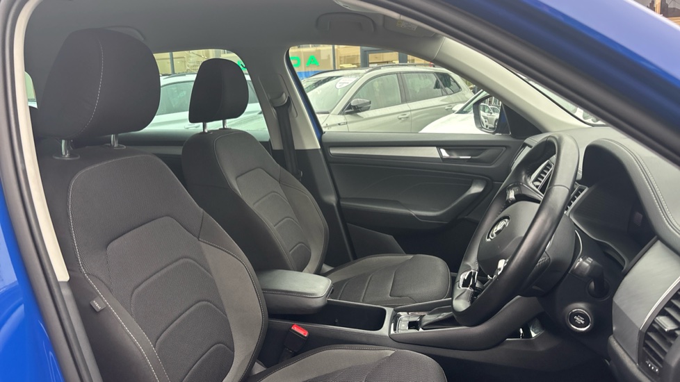 Skoda Kodiaq 1.5 TSI SE Drive 5dr DSG [7 Seat] Petrol Estate - Image 15