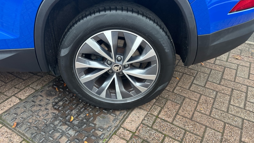 Skoda Kodiaq 1.5 TSI SE Drive 5dr DSG [7 Seat] Petrol Estate - Image 38