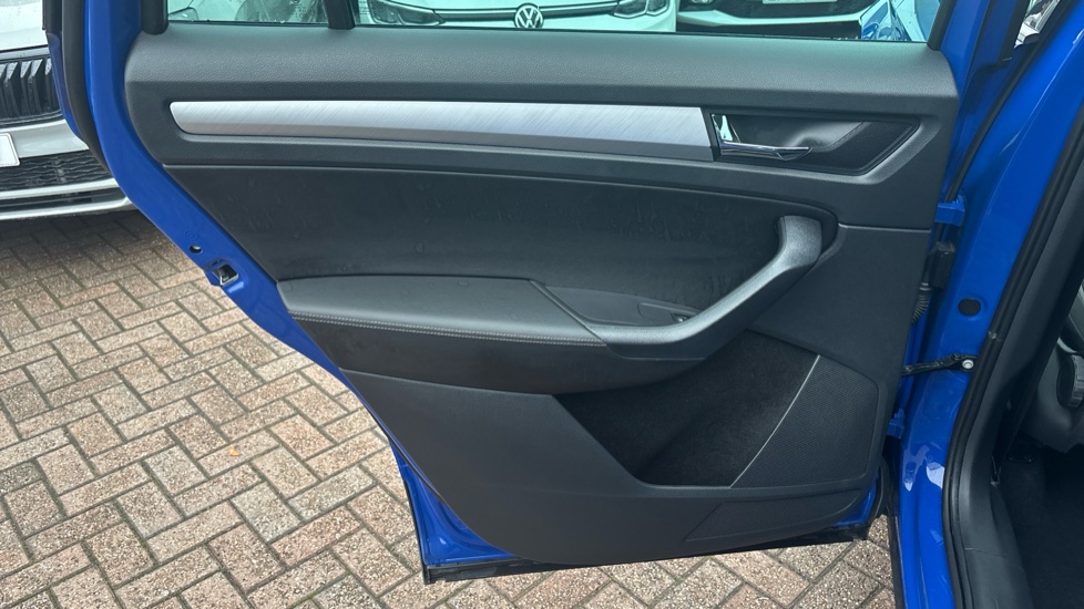 Skoda Kodiaq 1.5 TSI SE Drive 5dr DSG [7 Seat] Petrol Estate - Image 39