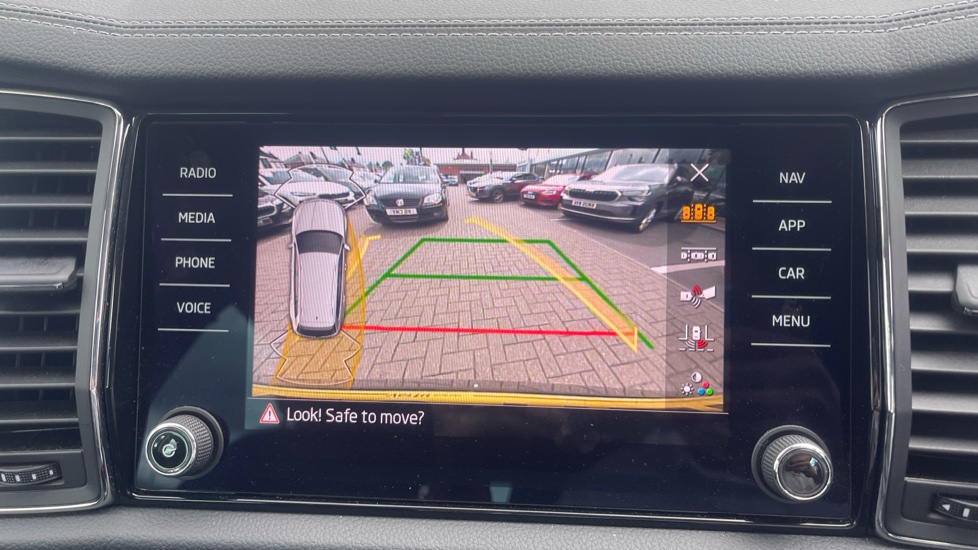 Skoda Kodiaq 1.5 TSI SE Drive 5dr DSG [7 Seat] Petrol Estate - Image 11