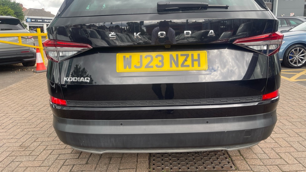 Skoda Kodiaq 1.5 TSI SE Drive 5dr DSG [7 Seat] Petrol Estate - Image 22