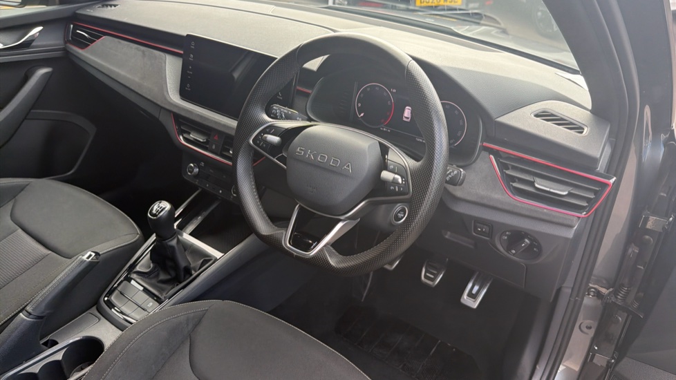 Skoda Kamiq 1.0 TSI Design Edition 5dr Petrol Hatchback - Image 6