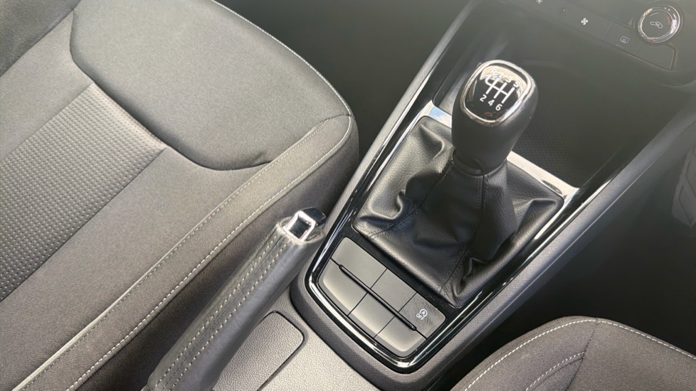 Skoda Kamiq 1.0 TSI Design Edition 5dr Petrol Hatchback - Image 14