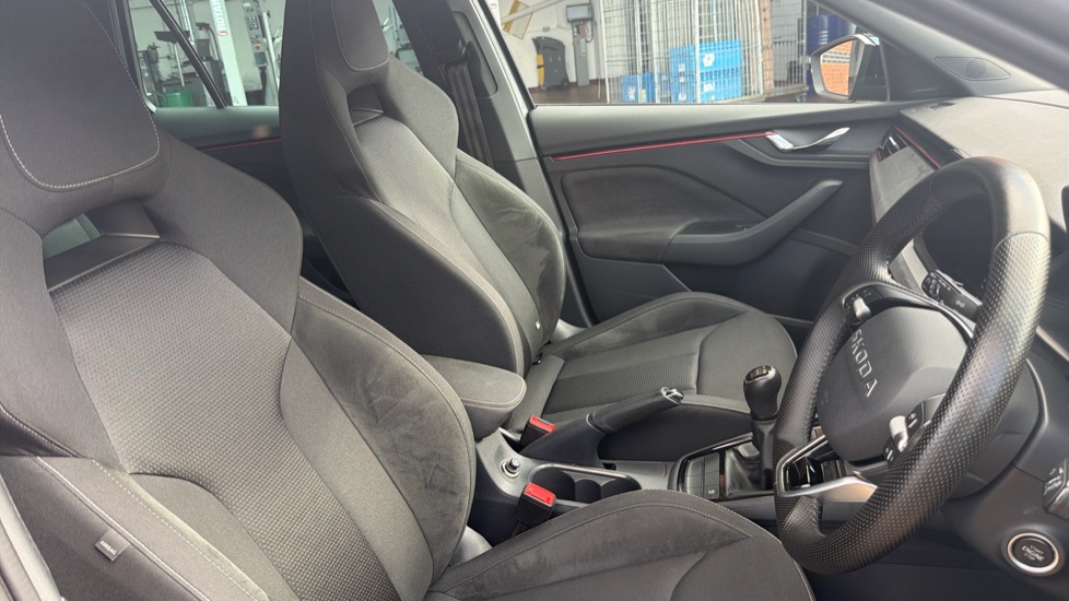 Skoda Kamiq 1.0 TSI Design Edition 5dr Petrol Hatchback - Image 15