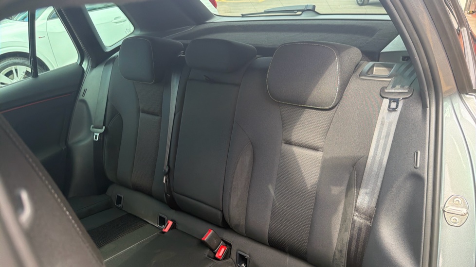 Skoda Kamiq 1.0 TSI Design Edition 5dr Petrol Hatchback - Image 16