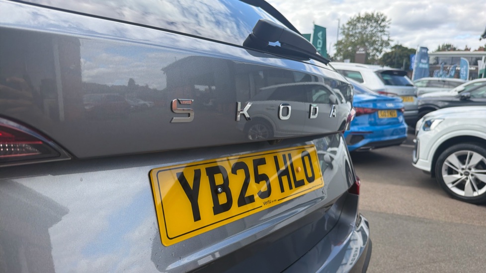 Skoda Kamiq 1.0 TSI Design Edition 5dr Petrol Hatchback - Image 27