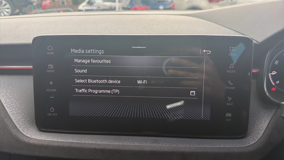 Skoda Kamiq 1.0 TSI Design Edition 5dr Petrol Hatchback - Image 35
