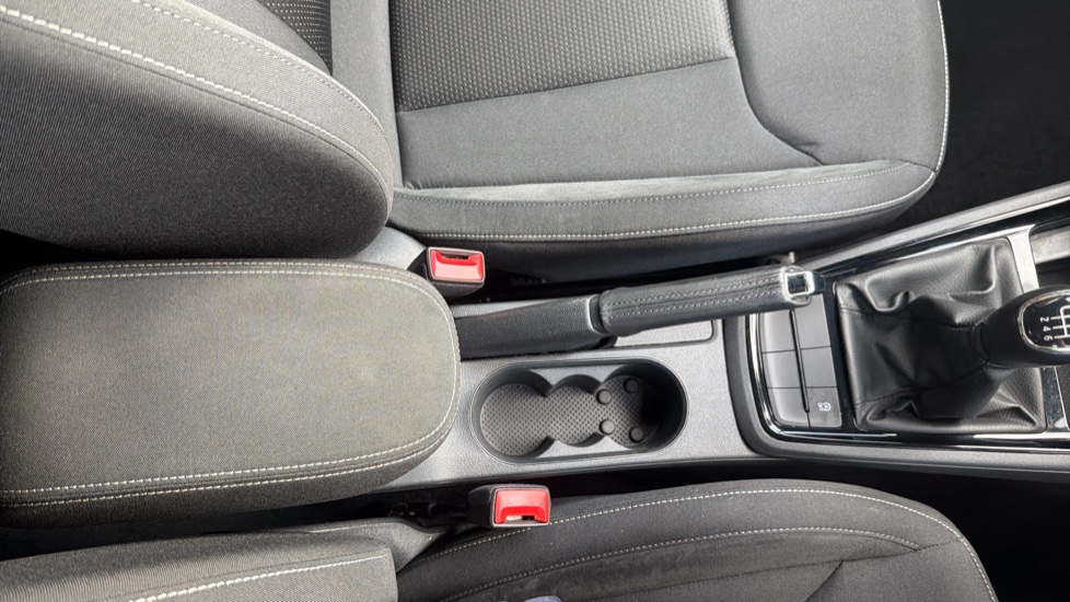 Skoda Kamiq 1.0 TSI Design Edition 5dr Petrol Hatchback - Image 59
