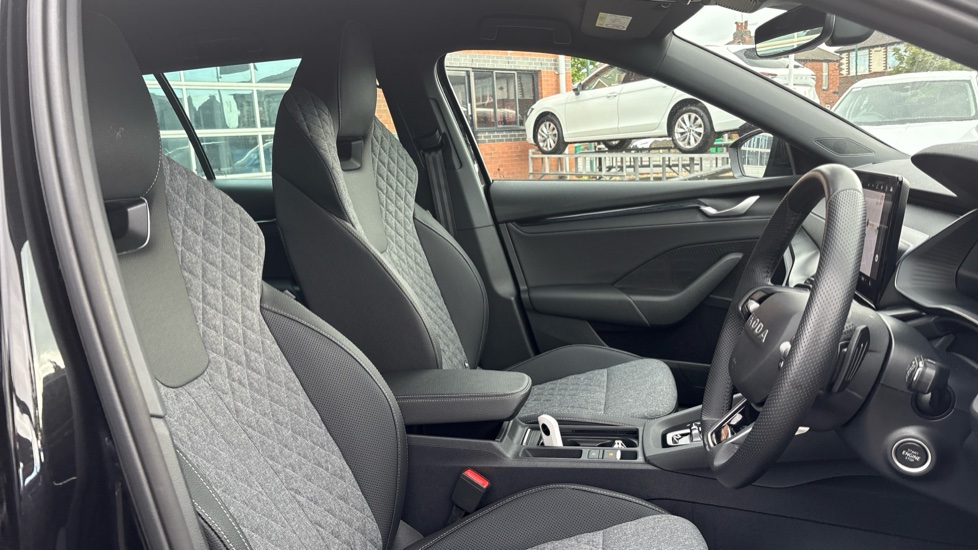 Skoda Octavia 2.0 TDI 150 Sportline 5dr DSG Diesel Estate - Image 15