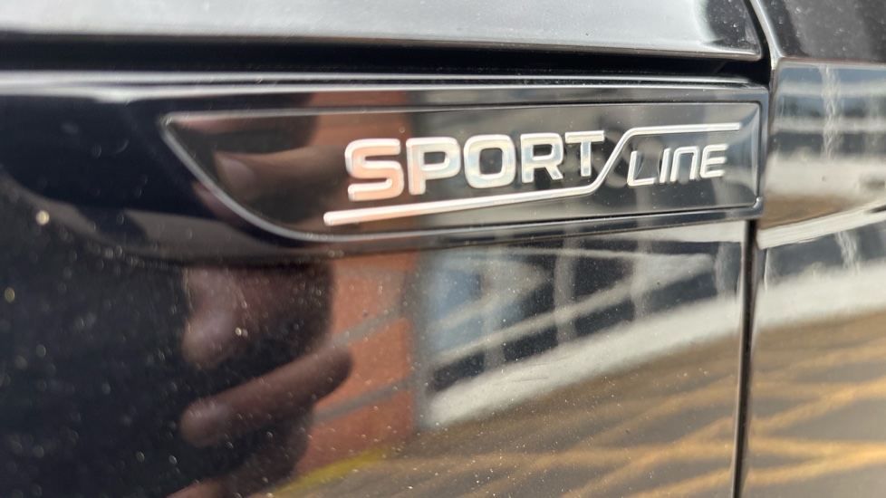 Skoda Octavia 2.0 TDI 150 Sportline 5dr DSG Diesel Estate - Image 36