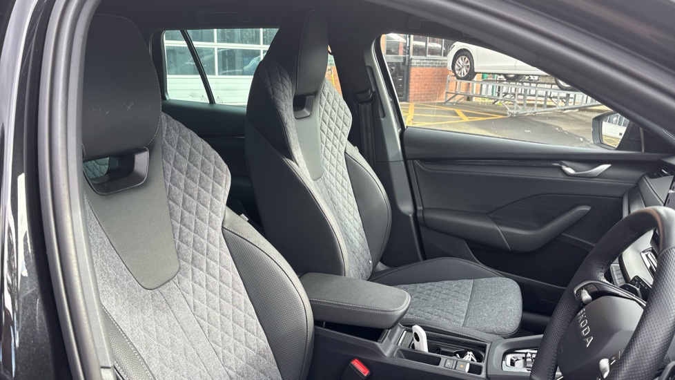 Skoda Octavia 2.0 TDI 150 Sportline 5dr DSG Diesel Estate - Image 45