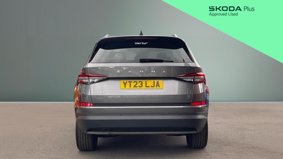 Skoda Kodiaq 1.5 TSI SE L Executive 5dr DSG [7 Seat] Petrol Estate - Image 8