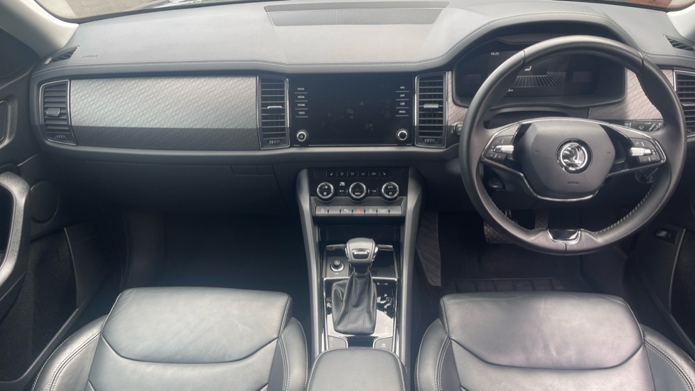 Skoda Kodiaq 1.5 TSI SE L Executive 5dr DSG [7 Seat] Petrol Estate - Image 9