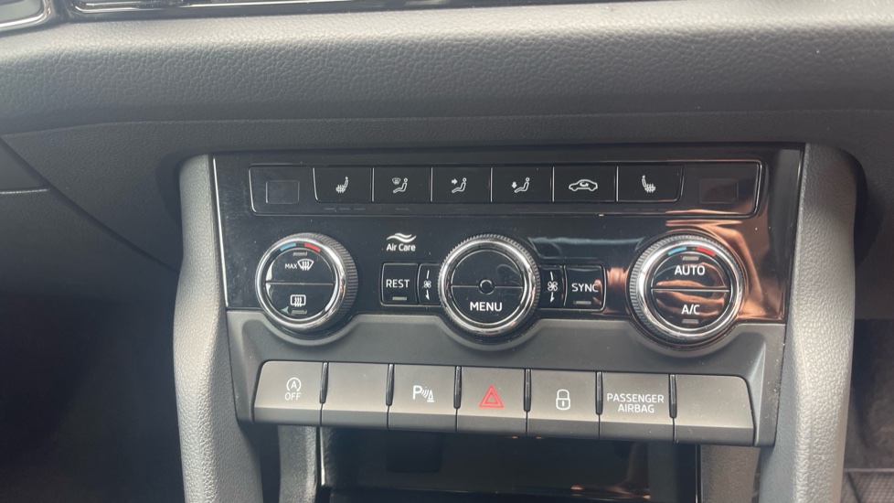 Skoda Kodiaq 1.5 TSI SE L Executive 5dr DSG [7 Seat] Petrol Estate - Image 13