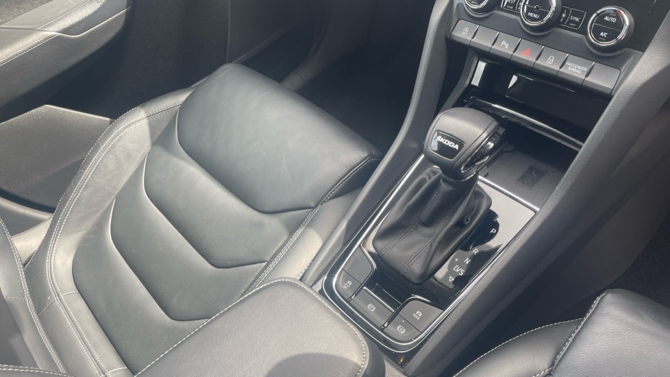 Skoda Kodiaq 1.5 TSI SE L Executive 5dr DSG [7 Seat] Petrol Estate - Image 14