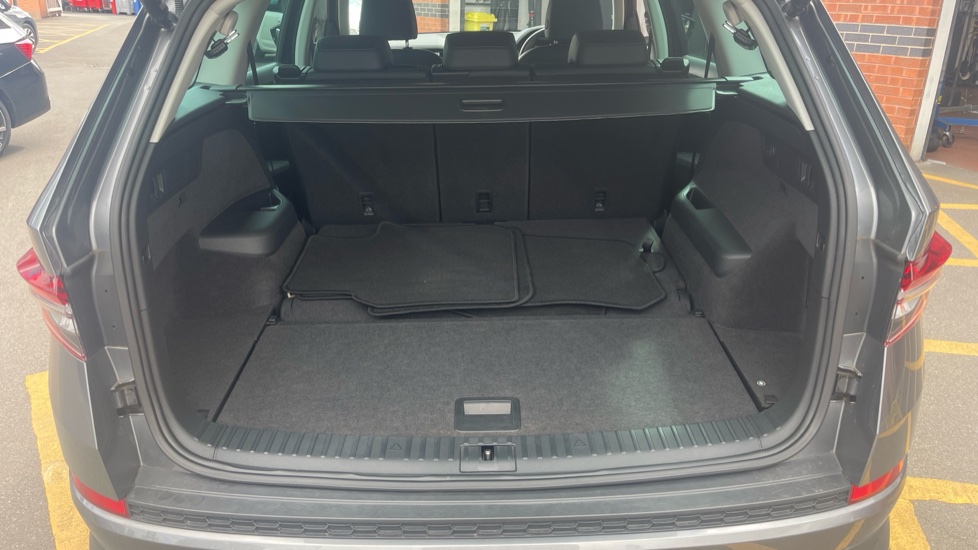Skoda Kodiaq 1.5 TSI SE L Executive 5dr DSG [7 Seat] Petrol Estate - Image 20