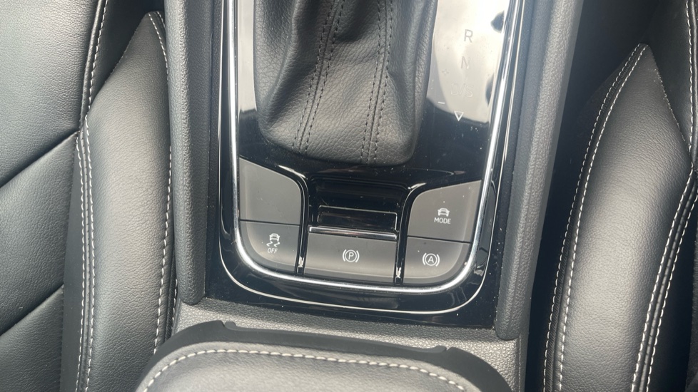 Skoda Kodiaq 1.5 TSI SE L Executive 5dr DSG [7 Seat] Petrol Estate - Image 21