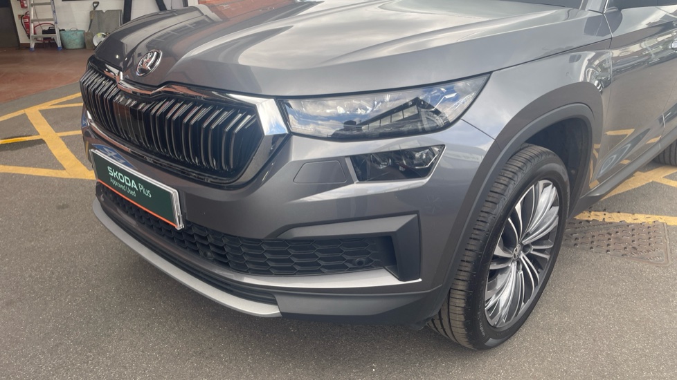 Skoda Kodiaq 1.5 TSI SE L Executive 5dr DSG [7 Seat] Petrol Estate - Image 35